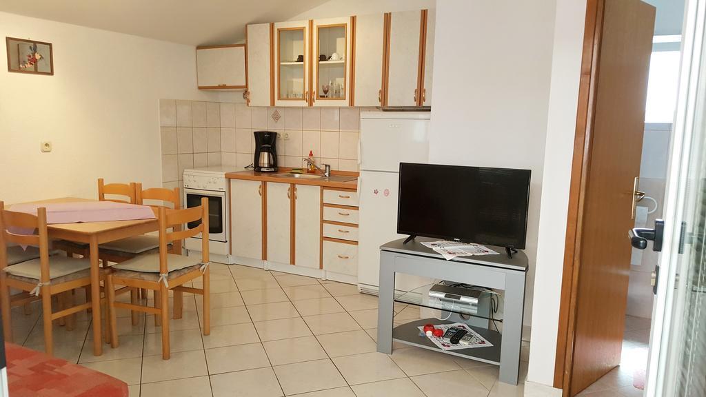 Apartments Sanda Tribunj Tribalj Eksteriør billede